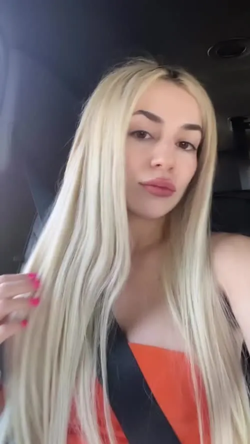 Ava Max - Video