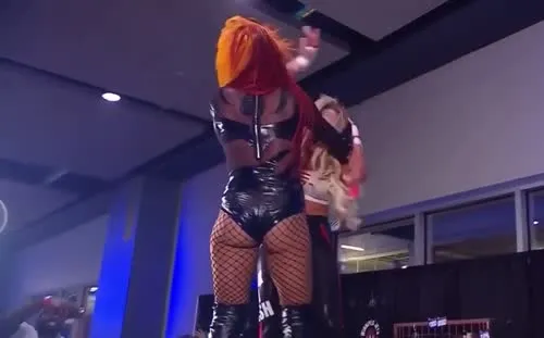 WWE Trish Stratus - Video