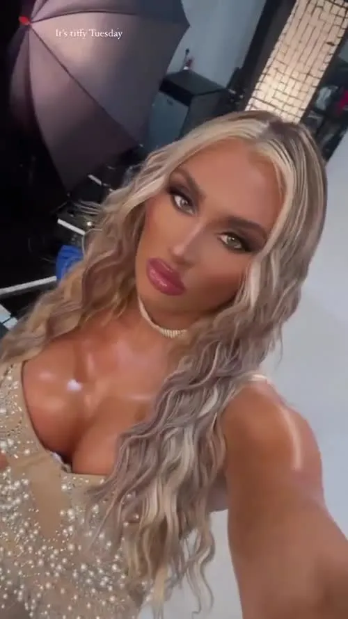 Tiffany Stratton - Video