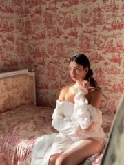 Deva Cassel - Video #241188