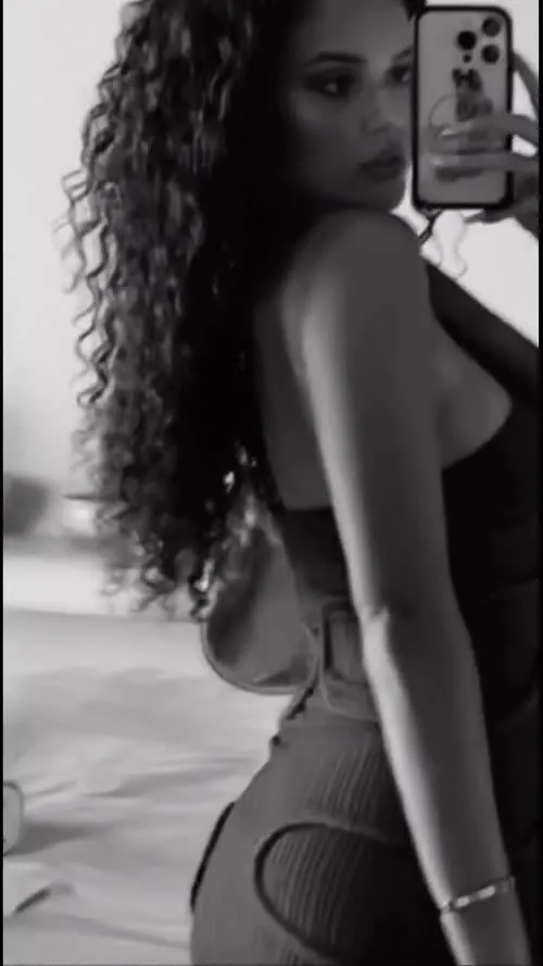 Madison Pettis - Video