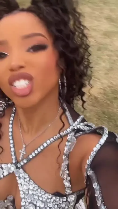 Chloe Bailey - Video