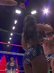 Roxanne Perez/Rok-C - WWE NXT - Video