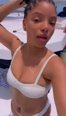 Halle Bailey - Video #327611