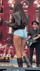 Roxie Węgiel - Video