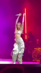 Angèle Van Laeken - Video #204575
