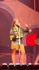 Laufey lin - Video
