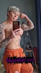 crazyxbody / musclegirlxxx - Video