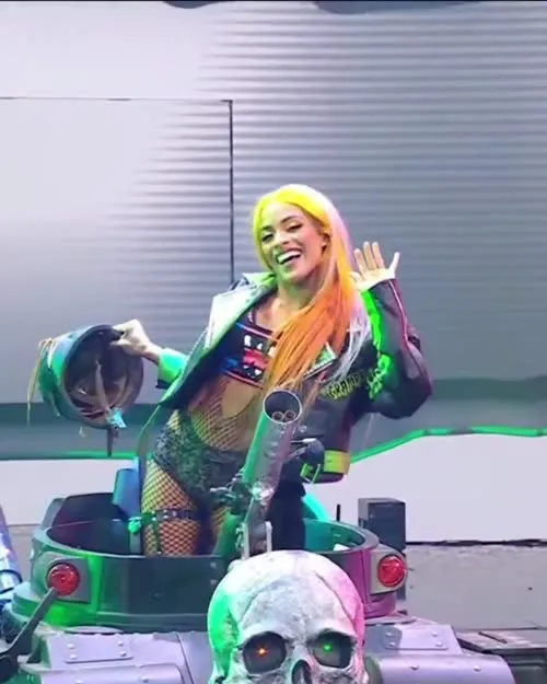 Zelina Vega // Thea Trinidad - Video
