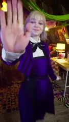 Emma Myers - Video