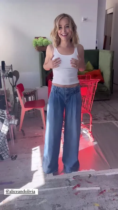 Jenny Mollen - Video