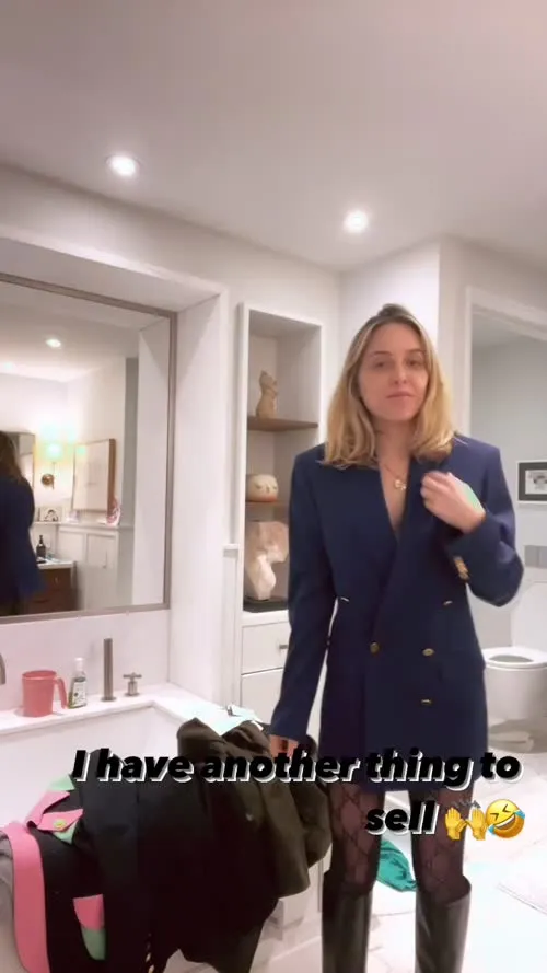 Jenny Mollen - Video
