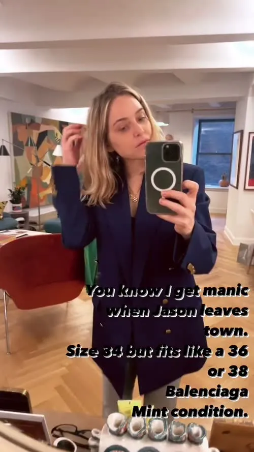 Jenny Mollen - Video