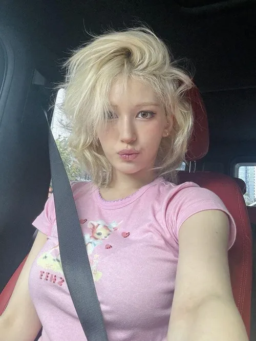 Jeon Somi/ENNIK SOMI