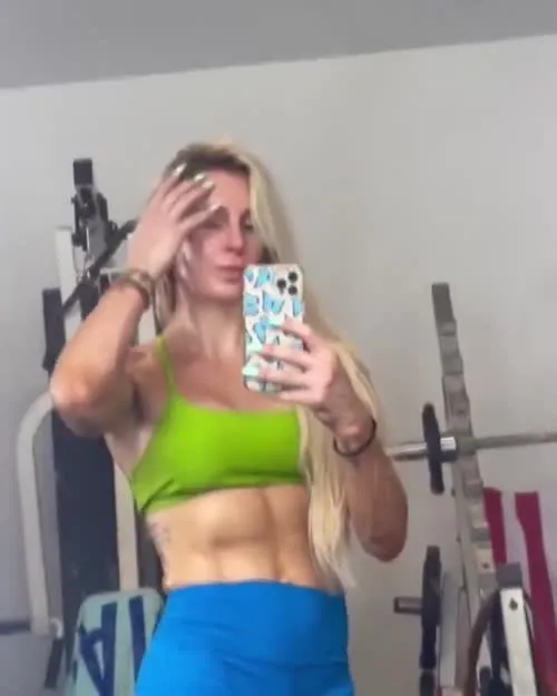 Charlotte Flair - Jerk to divas-1692159347231490408-01