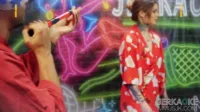 Delphine Films / Jerkaoke (ModelMediaUS) - Jerkaoke (2022-09-16) - Vanessa Vega - Marica Hase