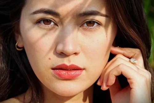 Jessica Yu Li Henwick