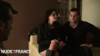 Jacquie et Michel || Indecentes Voisines || French Sites - J irai dormir chez vous - 2 pervers profitent de l hospitalite d un mec naif pour baiser sa femme (2015-09-22)