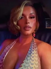 Joy Taylor - Video #359656
