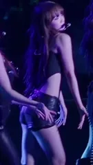 Kim Chaewon 김채원 [Le Sserafim] - Video #219518