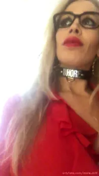 Rebecca More / Rebecca Moore - Video