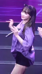 Kim Chaewon 김채원 [Le Sserafim] - Video