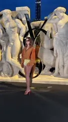 Hailey Baldwin Bieber - Video