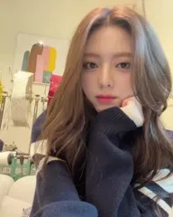 Yuna - ITZY (유나, Shin Yu Na) - Video