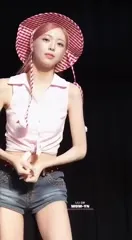 Yuna - ITZY (유나, Shin Yu Na) - Video #292594