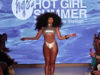 Megan Thee Stallion - Jq eq 0 bn 86 oo