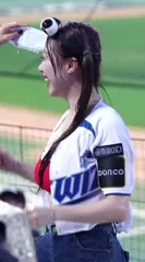Jeewon - Jue ueyr wh mj