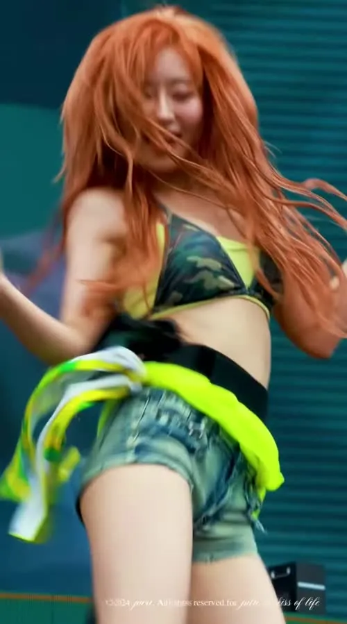 Julie (Kiss Of Life) - Video #73659