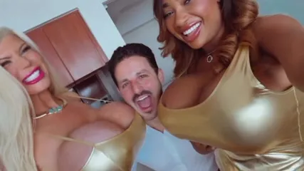 Tia Maria - Video #103496