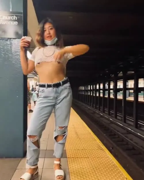 Kahyun Kim - Video