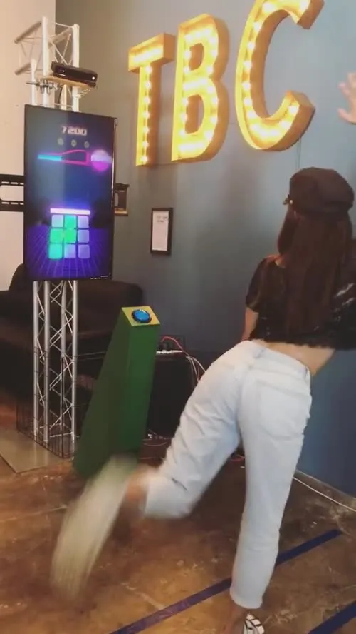 Karen Fukuhara - Video