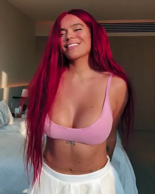 Karol G - Video