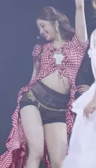 Huh Yunjin 허윤진 | LESSERAFIM - Video #159169