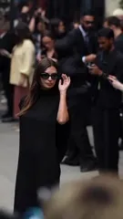 Emily Ratajkowski - Video #416212