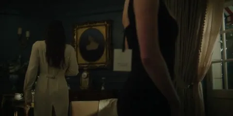 Kiernan Shipka - Video