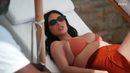 Kim Kardashian - Kim bik
