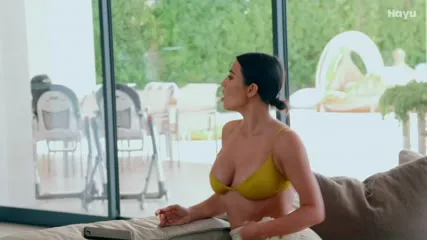 Kim Kardashian - Kim bkiniii top