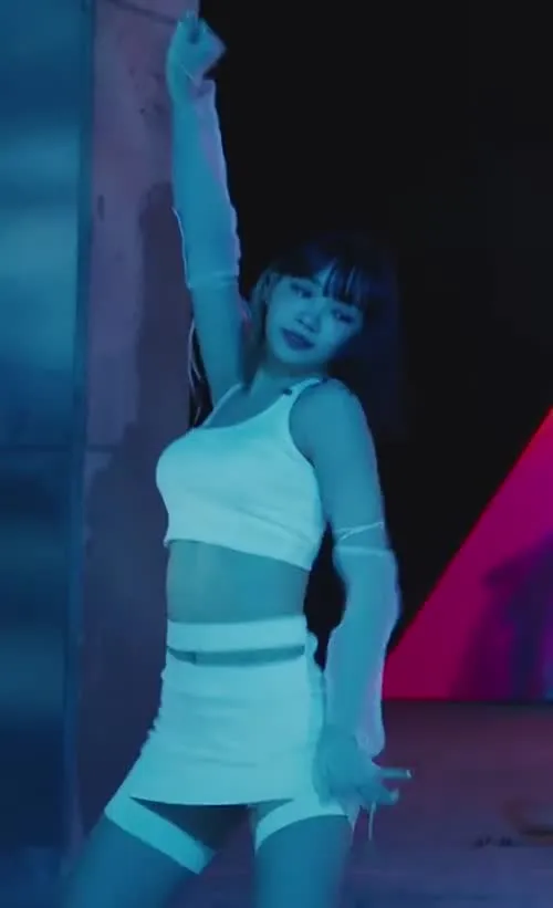Kim Chaewon 김채원 [Le Sserafim] - Video