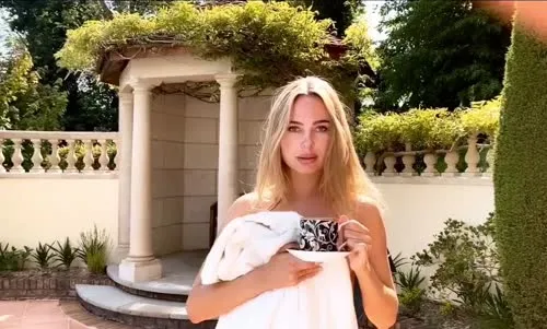 Kimberley Garner - Video