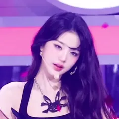 Jang Won-young / 장원영 WONYOUNG - Video