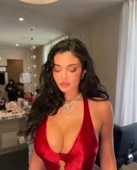 Kylie Jenner - Video