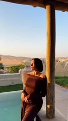 Agathe Auproux - Video #121724