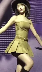 Kim Chaewon 김채원 [Le Sserafim] - Video #293939