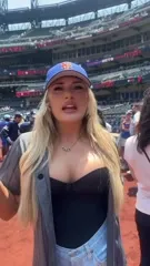 Tiffany Stratton - Video