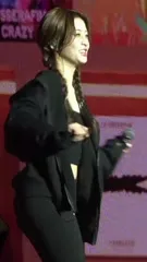 Huh Yunjin 허윤진 | LESSERAFIM - Video
