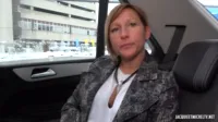 Jacquie et Michel || Indecentes Voisines || French Sites - Laura.41ans responsable des achats (2018.02.11)